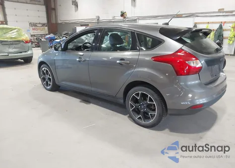 2013 Ford Focus Se z USA, uszkodzony, nr VIN 1FADP3K27DL378372